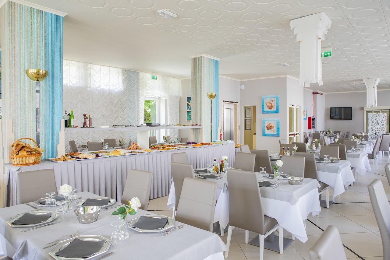 Hotel Pacific Cattolica Luaran gambar